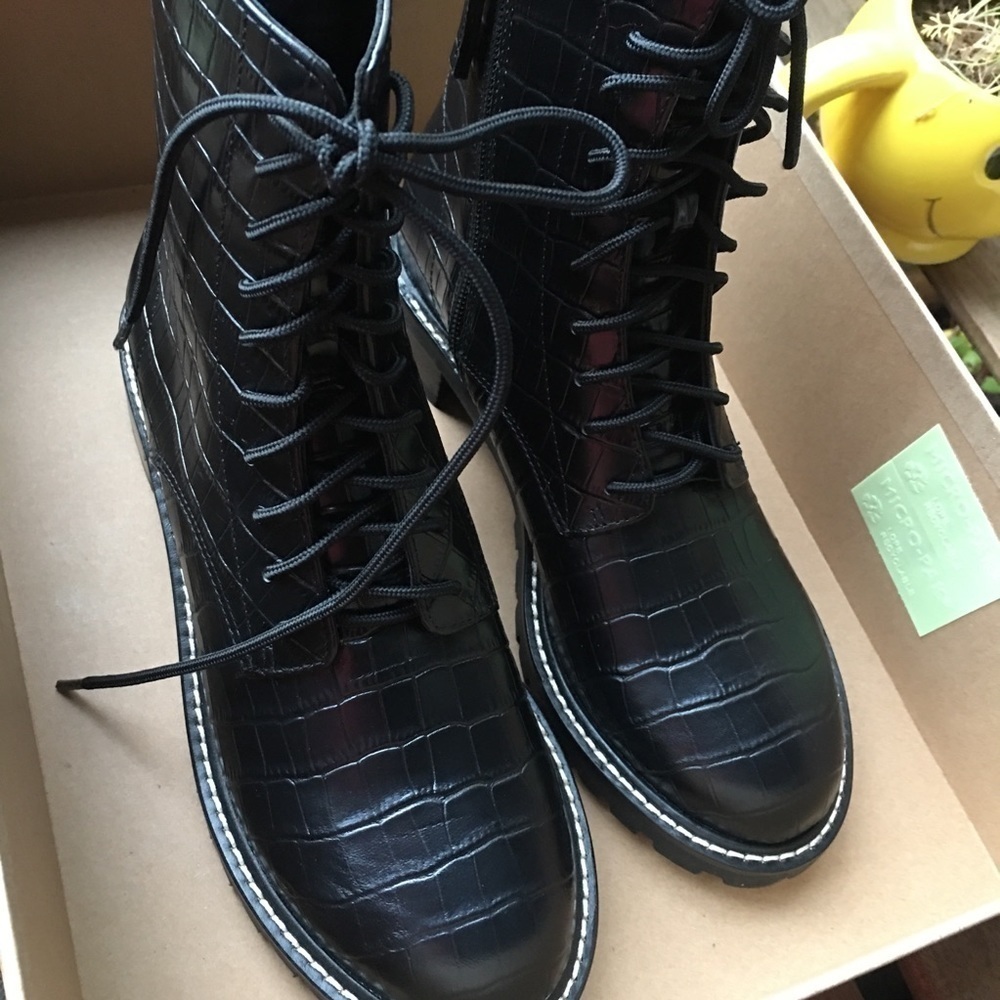 Reformation Amelia Leather Boot Size 6 NWT - Picture 10 of 12